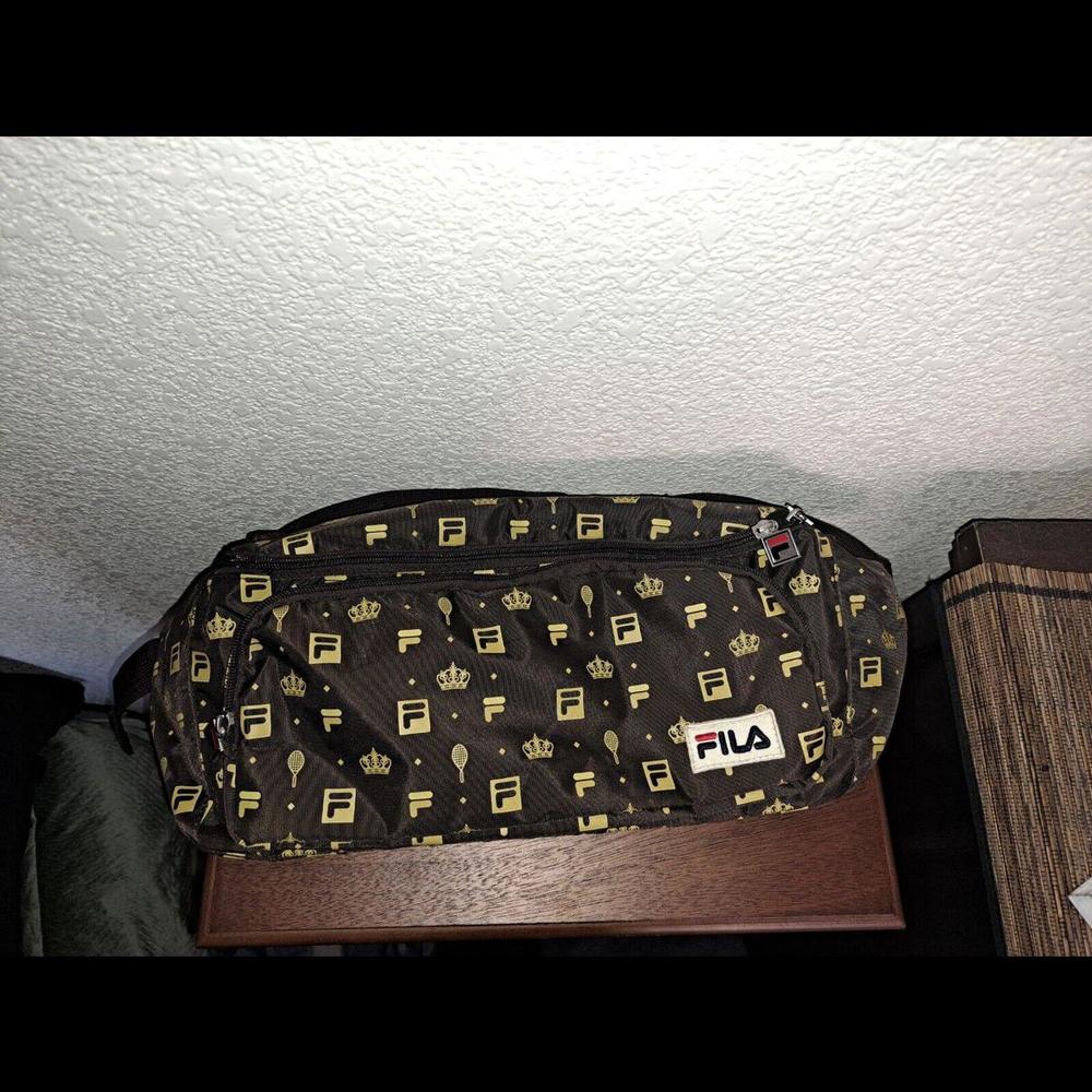 FILA Monogram Cross Strap handle style bat Unisex